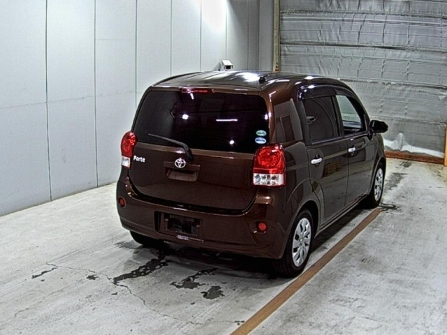 Toyota PORTE 2015 7430287-5