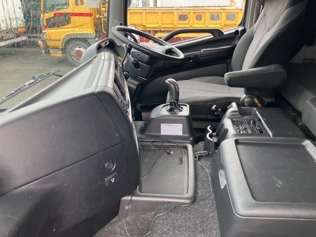 Hino PROFIA 2016 7439623-5