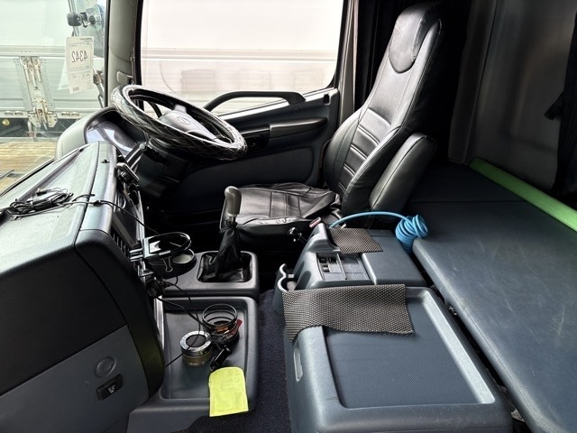 Hino PROFIA 2006 7439649-5
