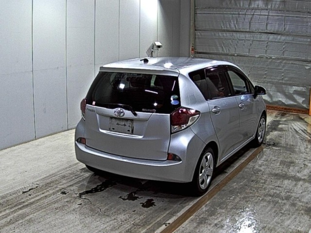 Toyota RACTIS 2016 7457982-5