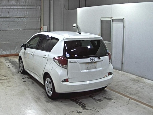 Toyota RACTIS 2014 7457983-1