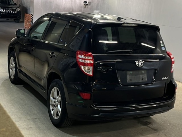 Toyota RAV4 2012 7451969-1
