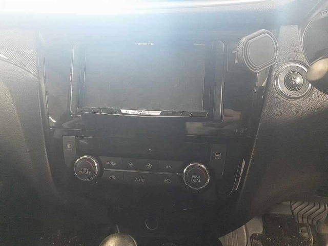 Nissan X-TRAIL 2013 7434654-12