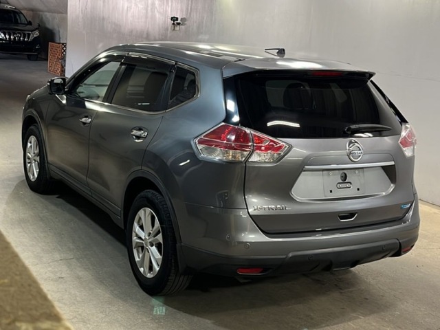 Nissan X-TRAIL 2016 7434674-1