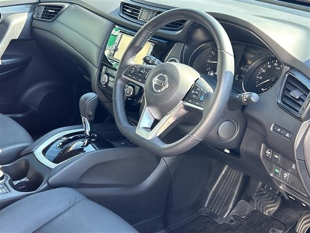 Nissan X-TRAIL 2018 7435754-4