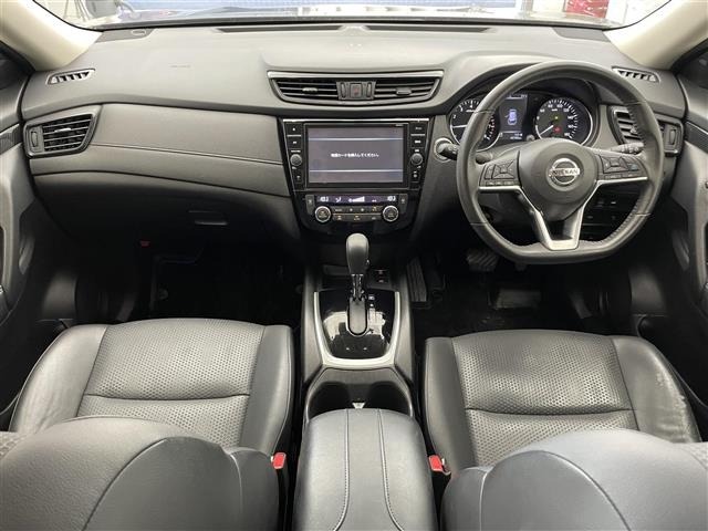 Nissan X-TRAIL 2018 7435993-3
