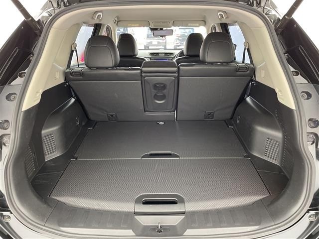 Nissan X-TRAIL 2018 7436304-11