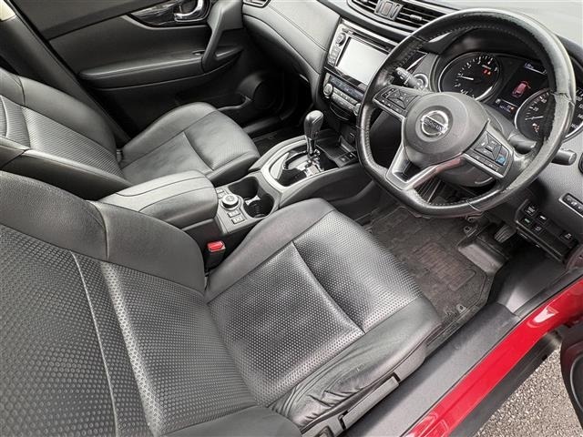 Nissan X-TRAIL 2018 7436409-1