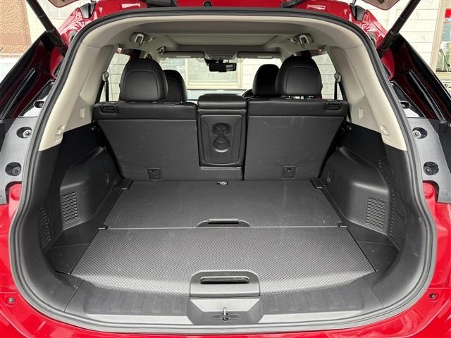 Nissan X-TRAIL 2018 7436409-10