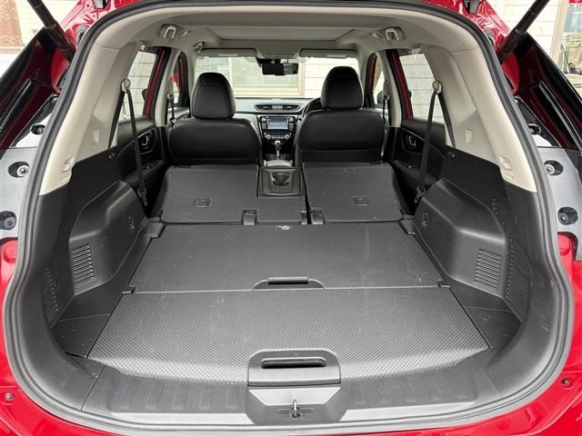 Nissan X-TRAIL 2018 7436409-11