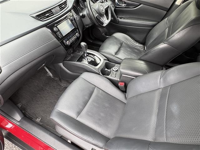 Nissan X-TRAIL 2018 7436409-5