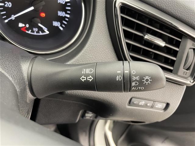 Nissan X-TRAIL 2018 7436437-10