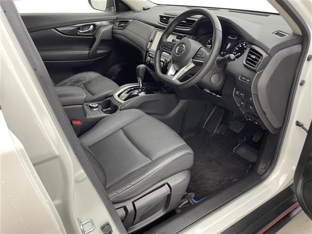 Nissan X-TRAIL 2018 7436437-4