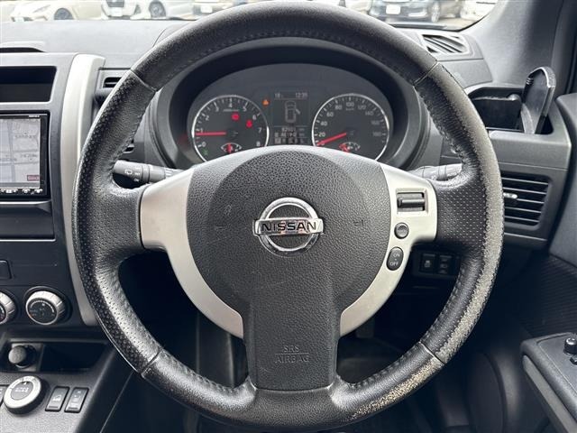 Nissan X-TRAIL 2013 7436456-1