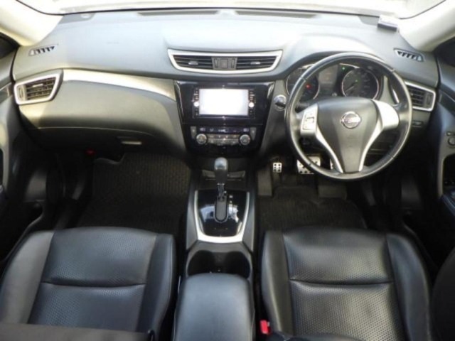 Nissan X-TRAIL 2015 7436710-3