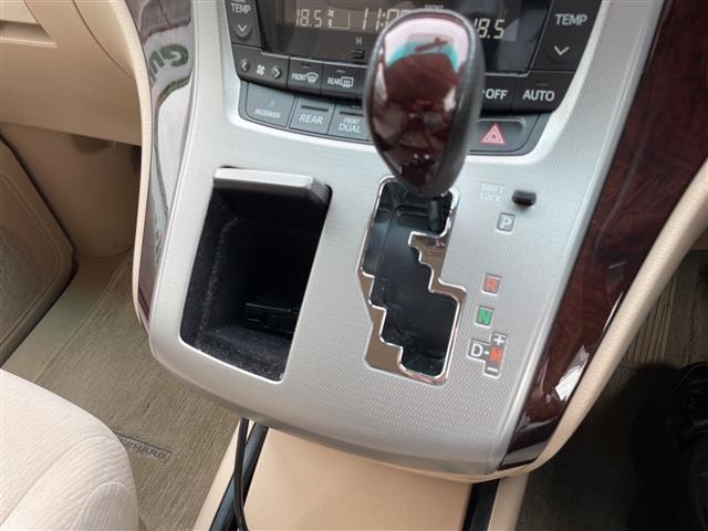 Toyota ALPHARD 2012 7483198-3