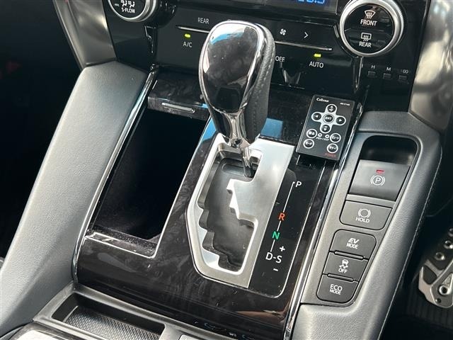 Toyota ALPHARD 2018 7483258-3