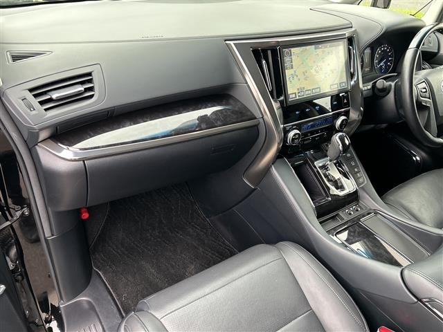 Toyota ALPHARD 2018 7483258-4