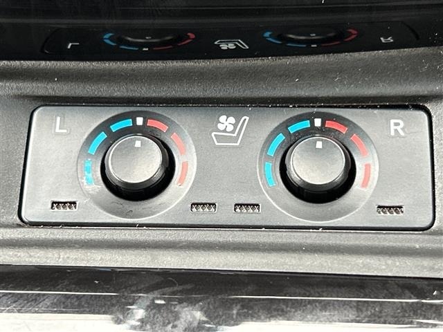 Toyota ALPHARD 2018 7483258-5