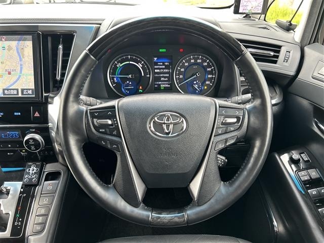 Toyota ALPHARD 2018 7483258-9