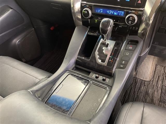 Toyota ALPHARD 2019 7483442-1