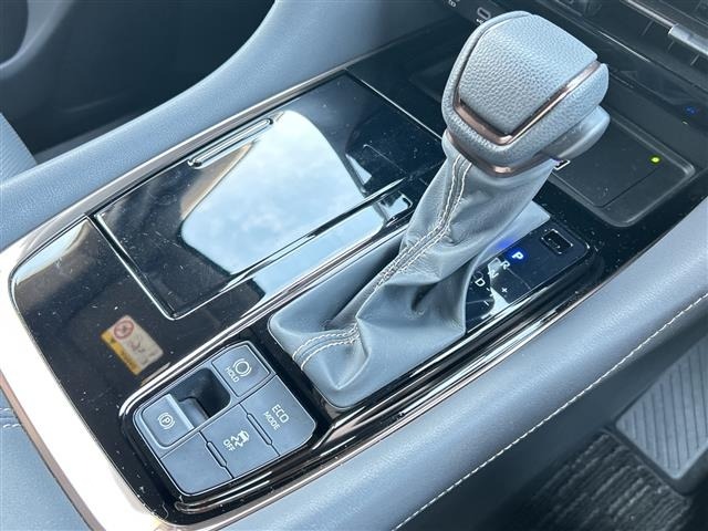Toyota ALPHARD 2023 7483531-11
