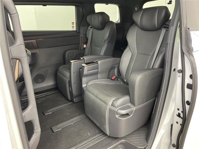 Toyota ALPHARD 2023 7483546-22