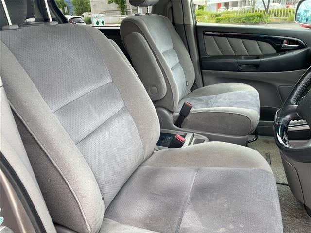 Toyota ALPHARD 2004 7483600-5