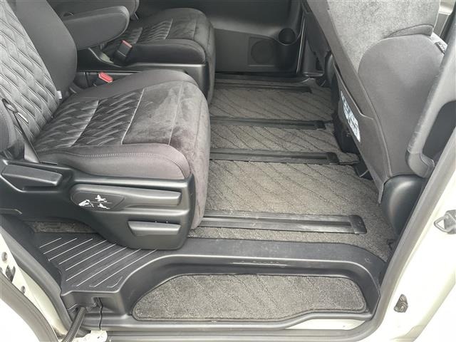 Toyota ALPHARD 2018 7483642-6