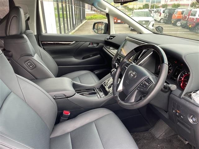 Toyota ALPHARD 2022 7483656-7
