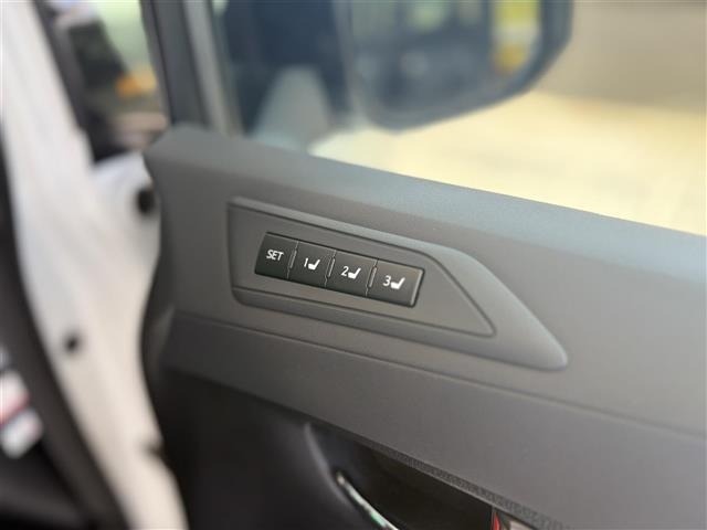 Toyota ALPHARD 2023 7483686-12