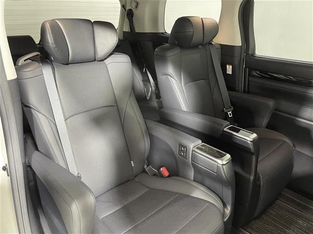 Toyota ALPHARD 2020 7483699-6