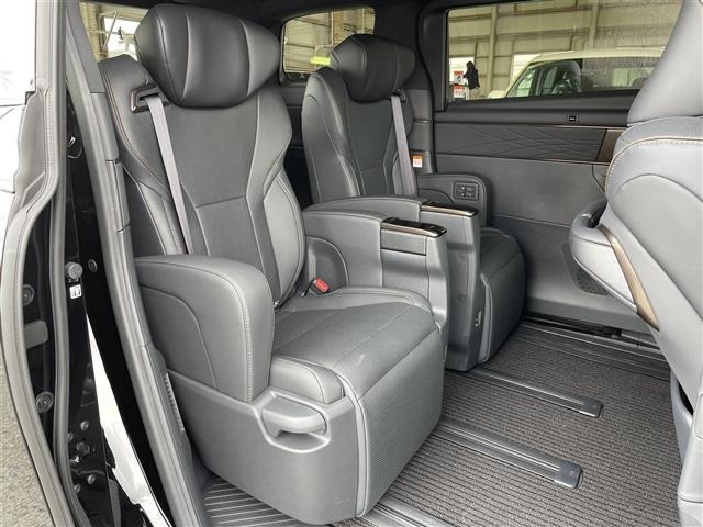 Toyota ALPHARD 2026 7483705-9