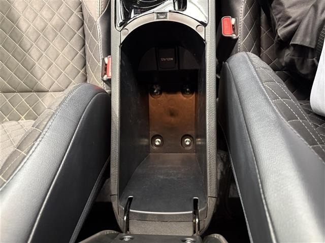 Toyota C-HR 2019 7472392-20