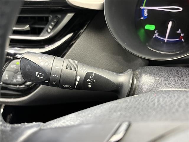 Toyota C-HR 2019 7472392-21