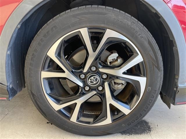 Toyota C-HR 2018 7472452-20