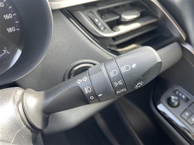 Toyota C-HR 2018 7472514-10