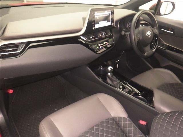 Toyota C-HR 2019 7472650-4