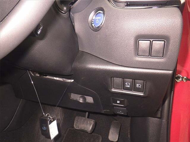Toyota C-HR 2019 7472650-8