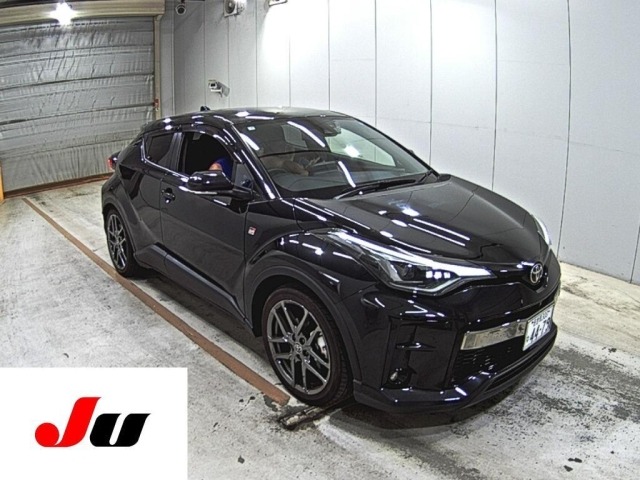 Toyota C-HR 2023 7472710-0