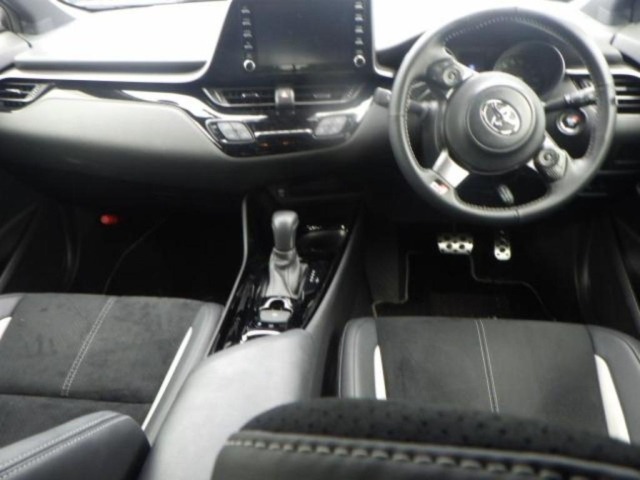 Toyota C-HR 2023 7472710-3