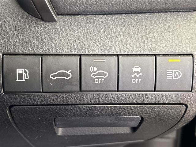 Toyota CAMRY 2017 7475849-20