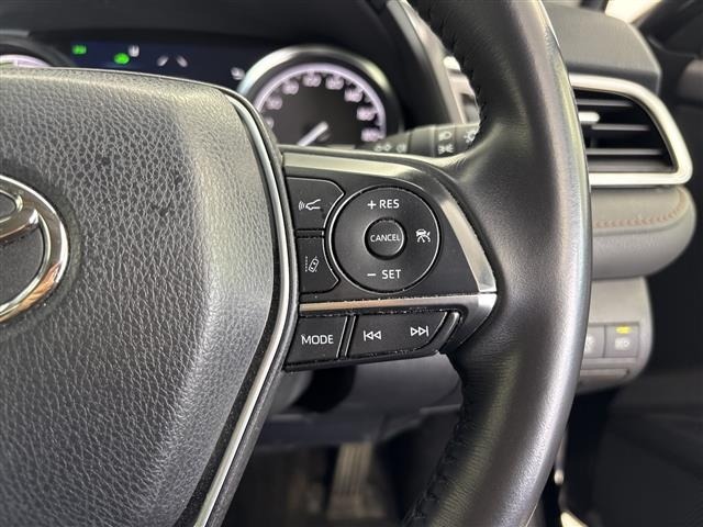 Toyota CAMRY 2017 7475849-4