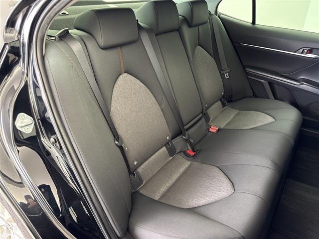 Toyota CAMRY 2017 7475849-7