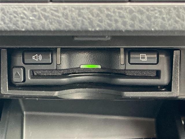 Toyota CAMRY 2019 7475877-11