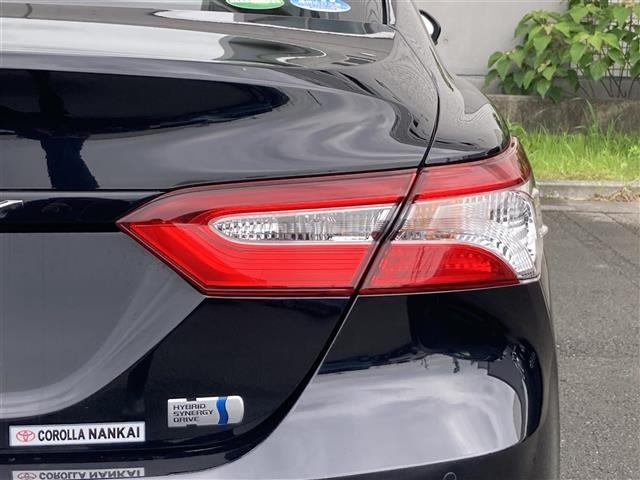 Toyota CAMRY 2019 7475877-12
