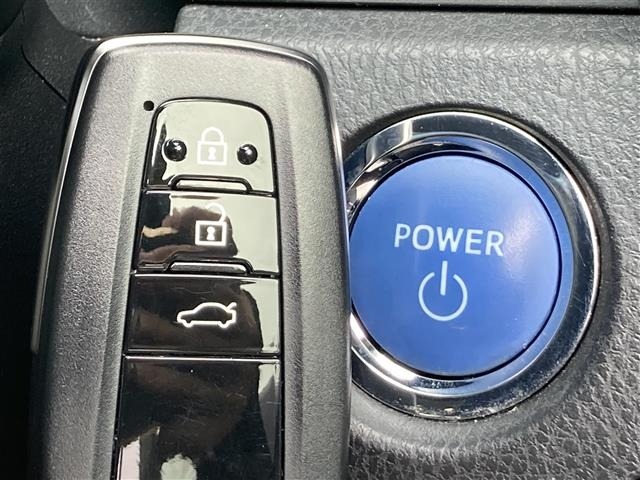Toyota CAMRY 2019 7475877-15