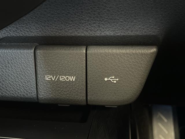Toyota CAMRY 2023 7475907-6