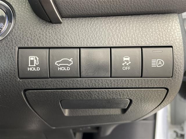Toyota CAMRY 2023 7475907-7
