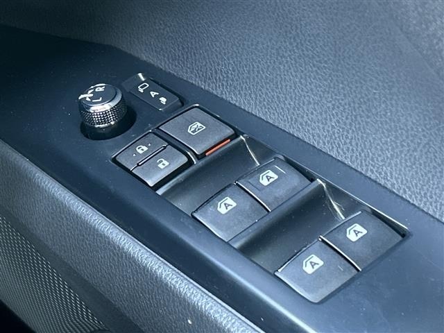 Toyota CAMRY 2019 7475920-22